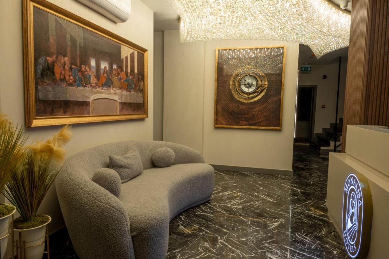 Monalisa Hotels Кушадасъ Екстериор снимка