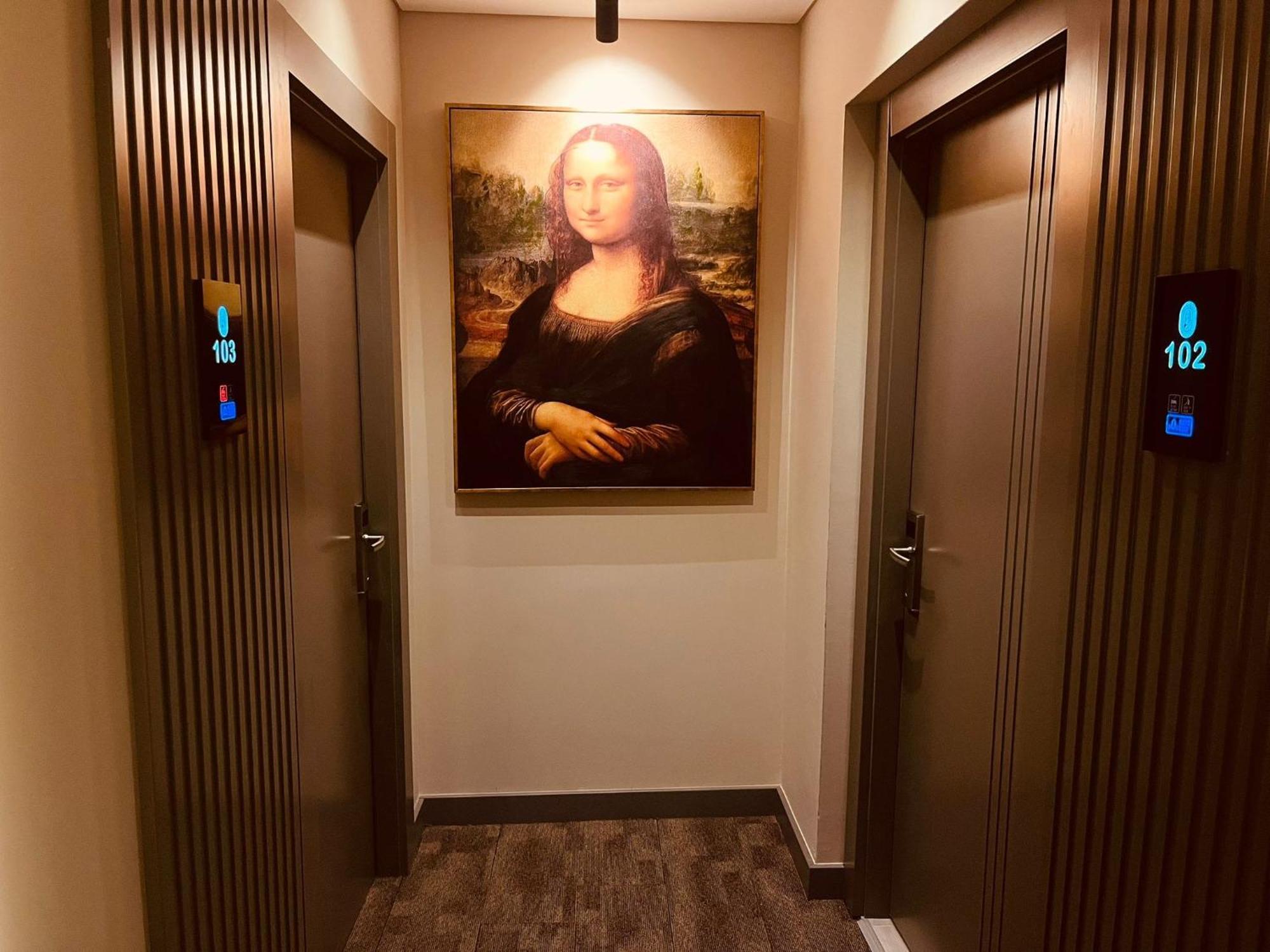 Monalisa Hotels Кушадасъ Екстериор снимка