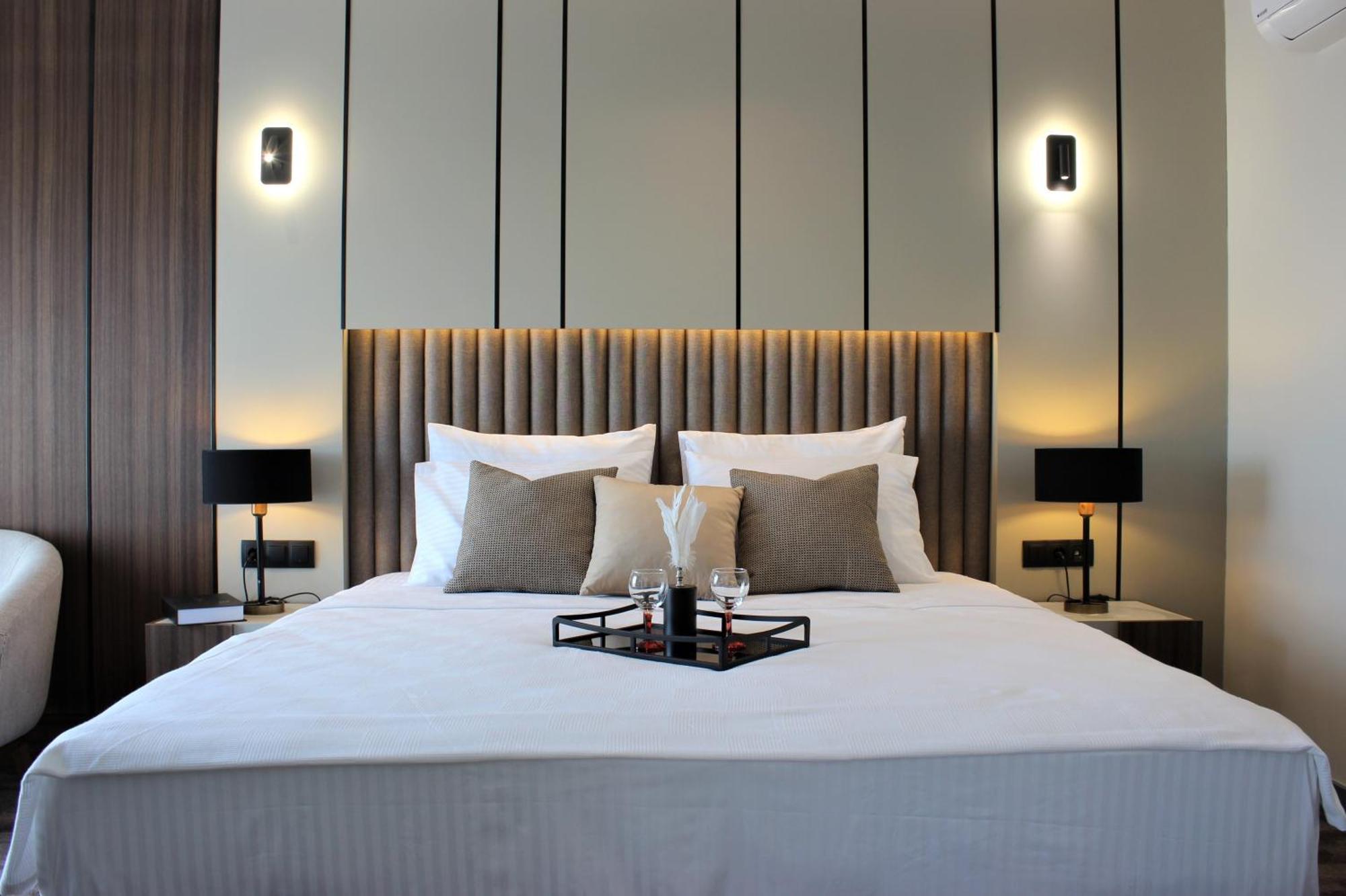 Monalisa Hotels Кушадасъ Екстериор снимка