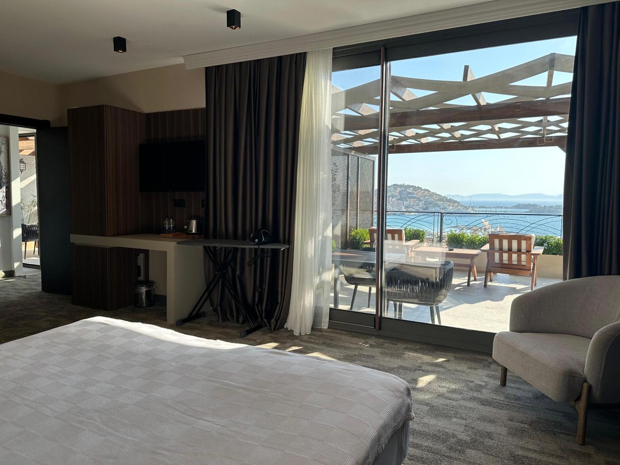 Monalisa Hotels Кушадасъ Екстериор снимка